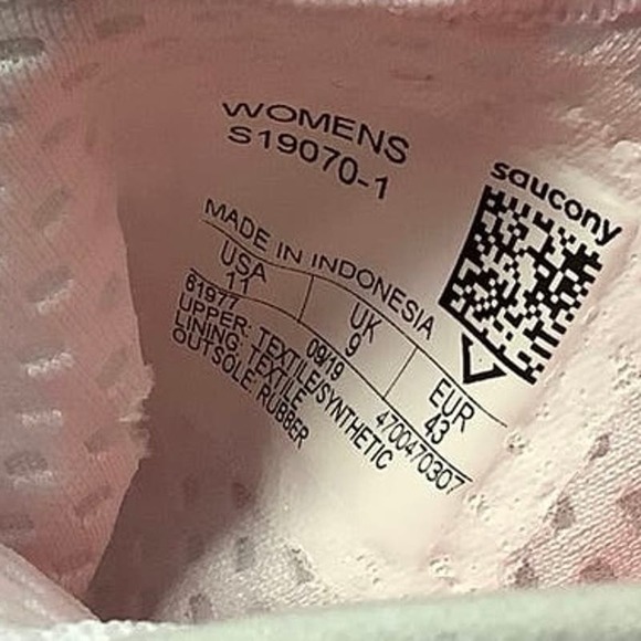 Saucony Endorphin 3 Sz 11 White Viz Red Track Running Shoes Spikes J12-3 - Picture 7 of 8